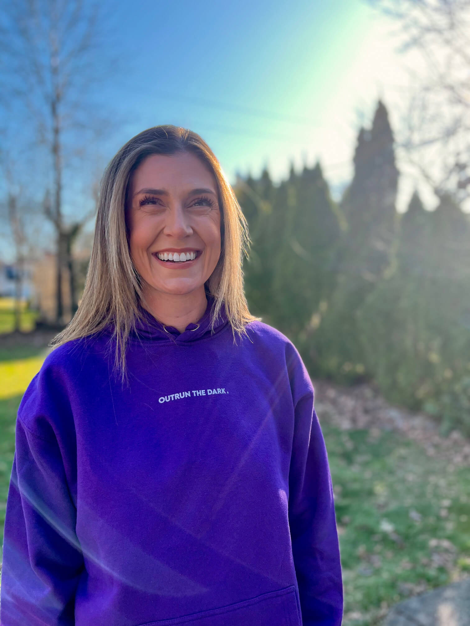 Outrun the dark Women's Fitted Hoodie