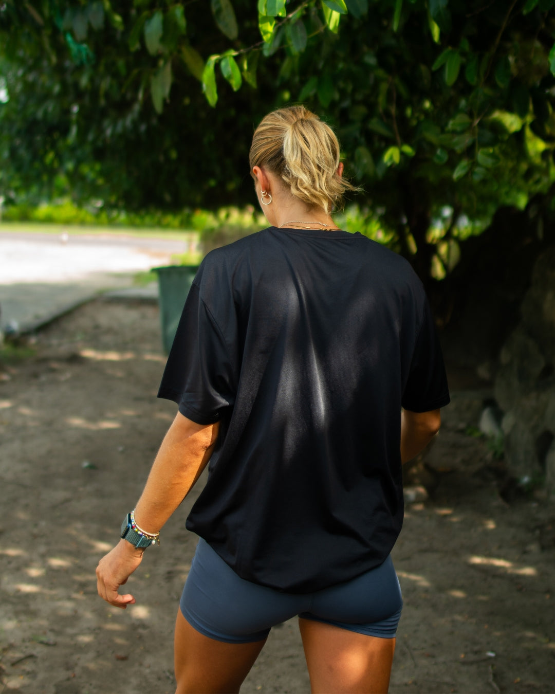Outrun Signature Unisex Performance Tee