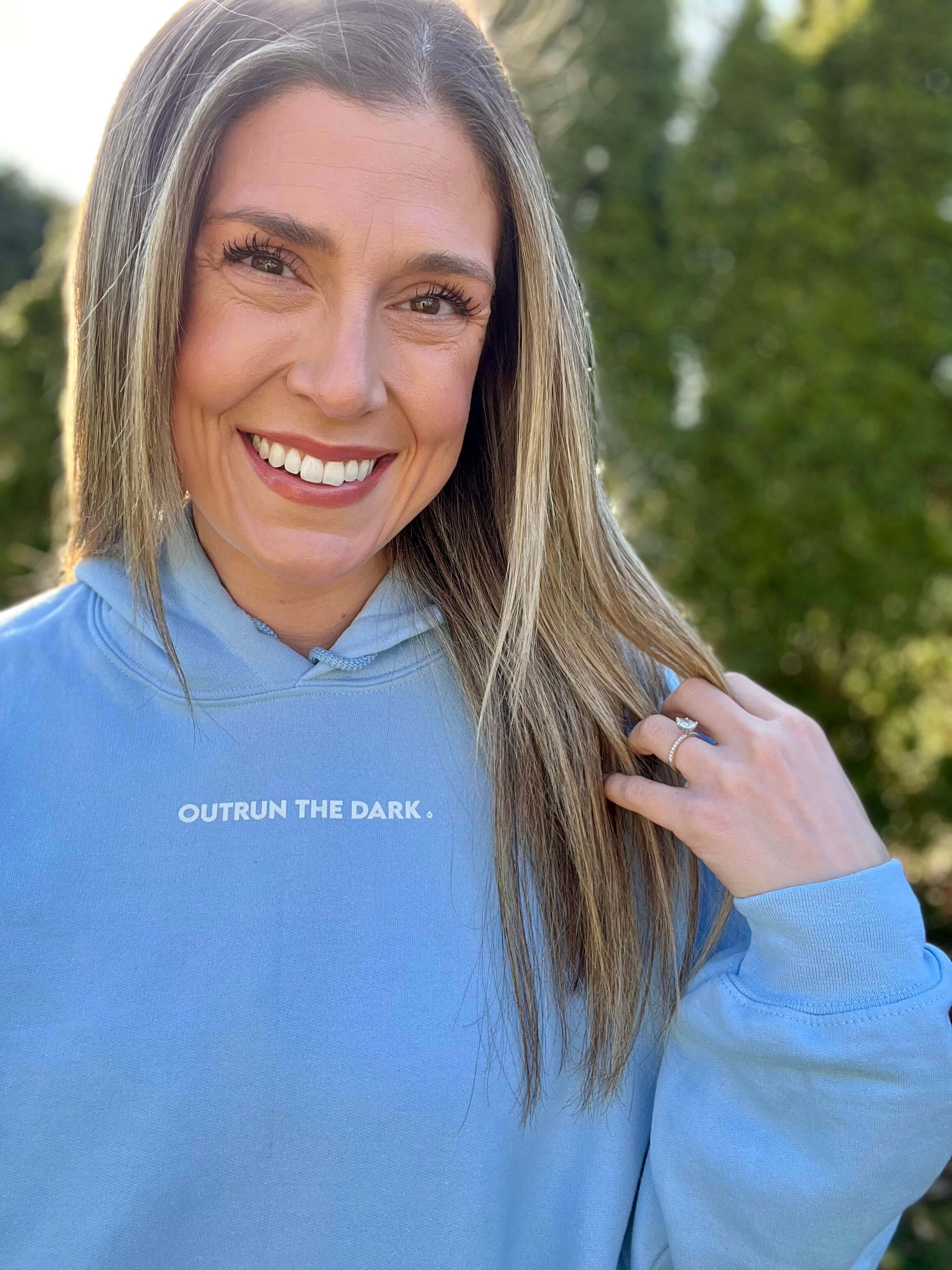 Outrun the dark Women's Hoodie